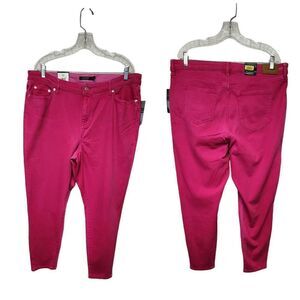 Lauren Ralph Lauren Premier  Distressed Skinny Cropped Hot Pink Jeans Size 16W